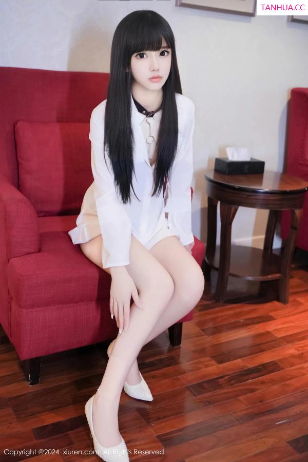   [XiuRen]高清写真图 2024.05.21 No.8573 沐言yanyan 美臀性感第15张图片